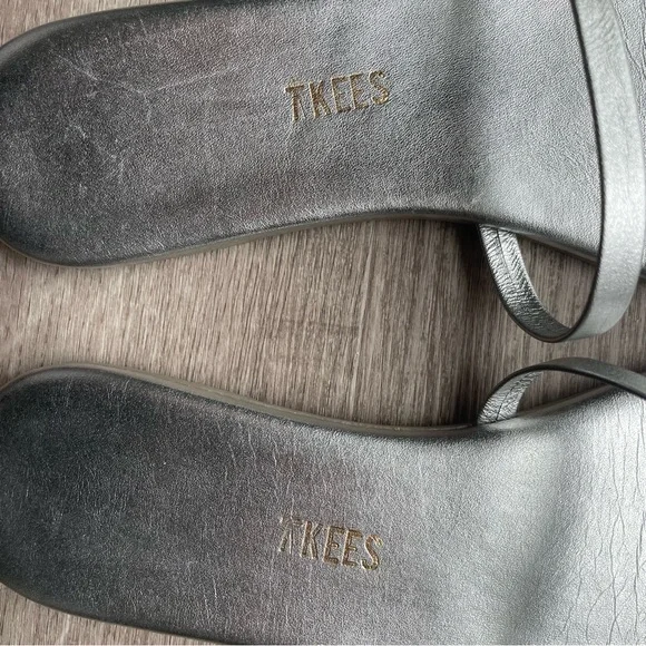 TKEES Gemma Metallic Silver Two Strap Flat Slide Sandal - Picture 8 of 14